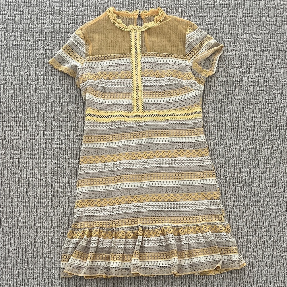 Francesca's Collections Yellow and Cream Mini Dress